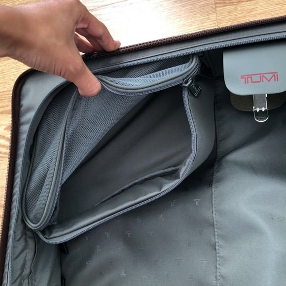 grey/brown TUMI "Alpha" 2-wheeled garment bag - Picture 10 of 12